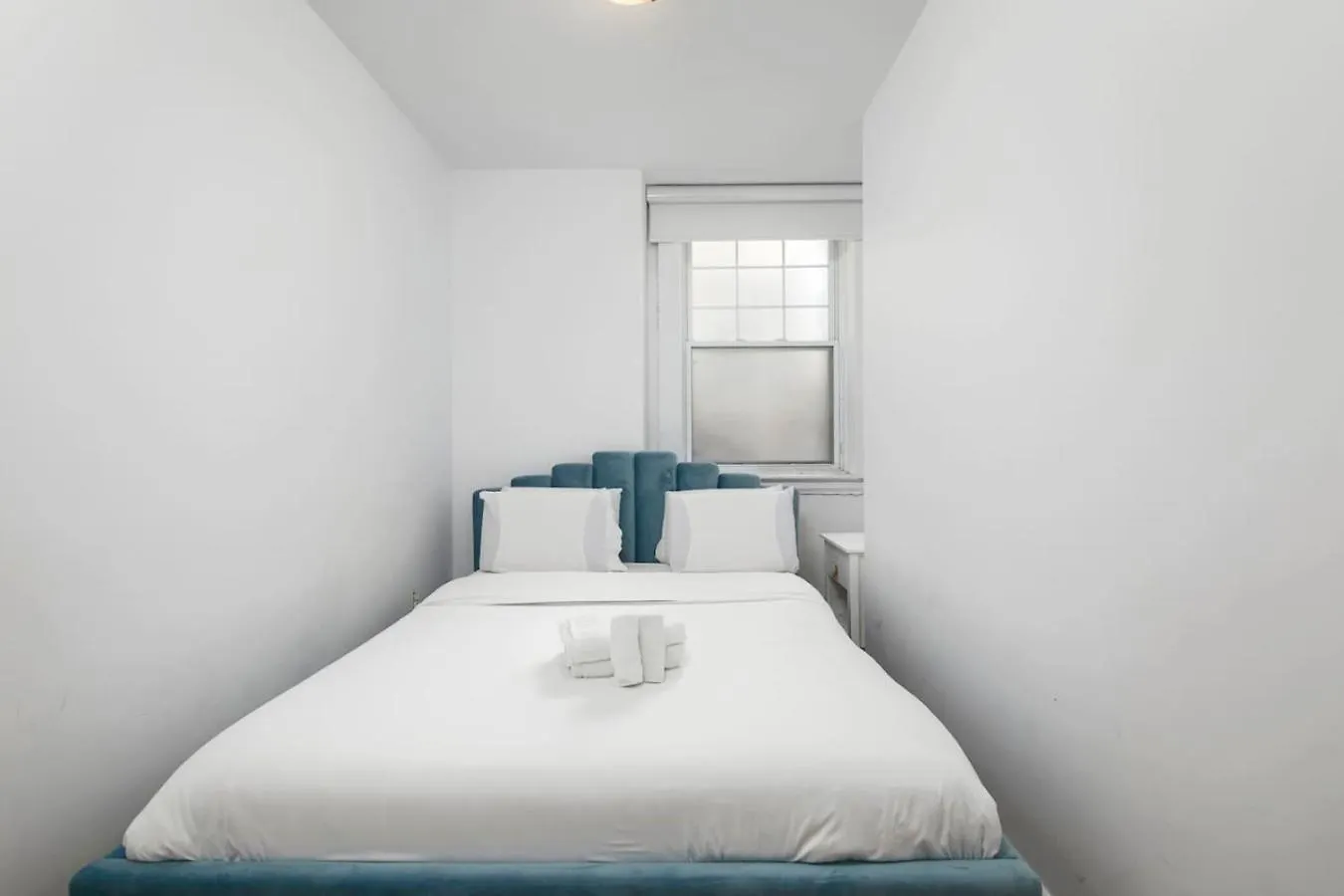 Apartment Elegant 4 Bedroom Residence In Downtown Mtl Zh6 Montreal Canada