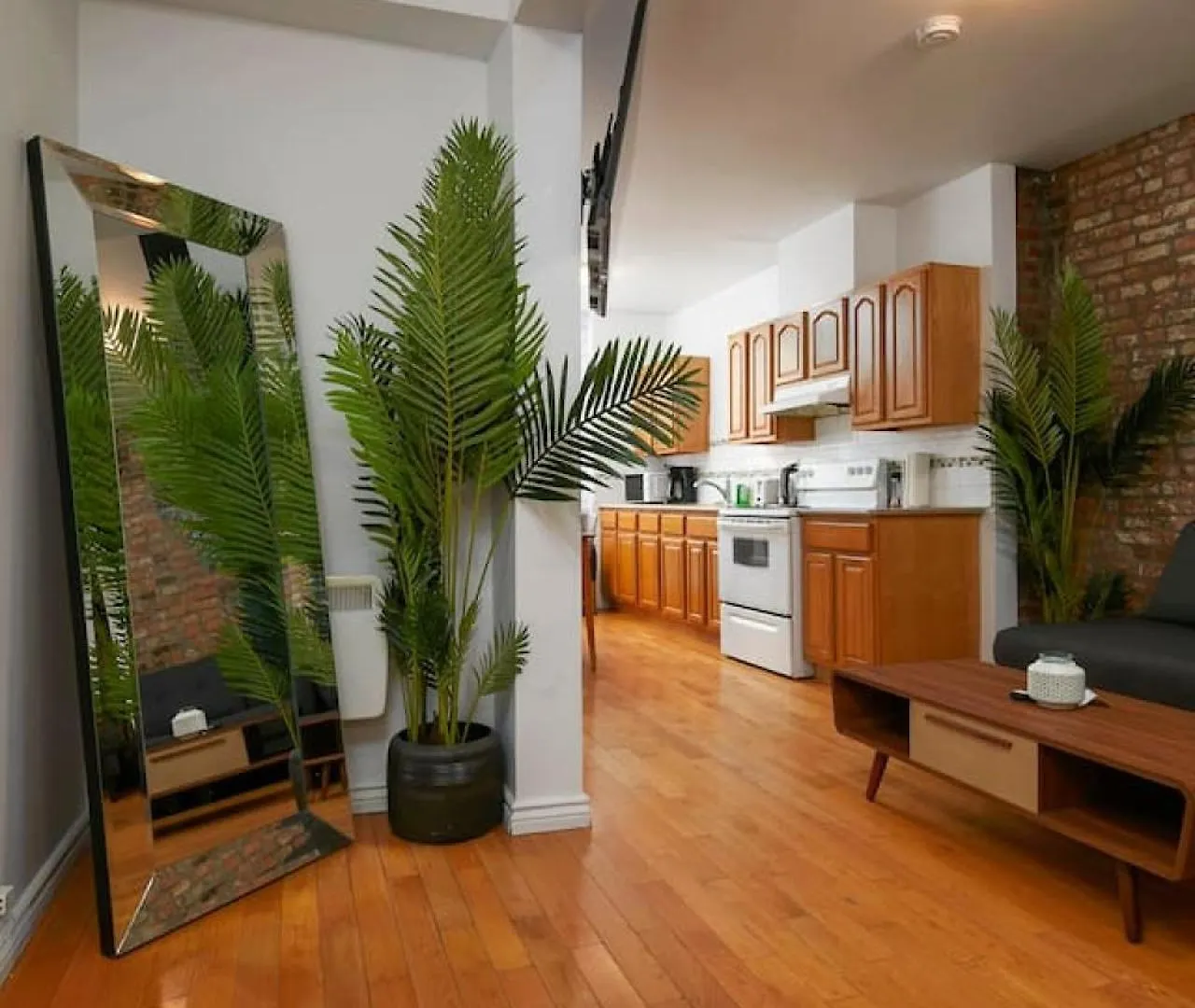 Elegant 4 Bedroom Residence In Downtown Mtl Zh6 Montreal 0*,  Canada